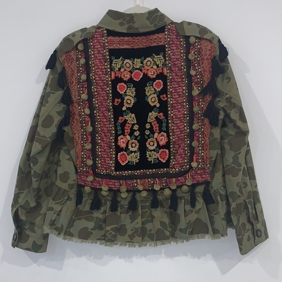 Zara WOMAN Camo Parka Jacket Peplum Pom Pom Embroidery size S - Picture 8 of 14